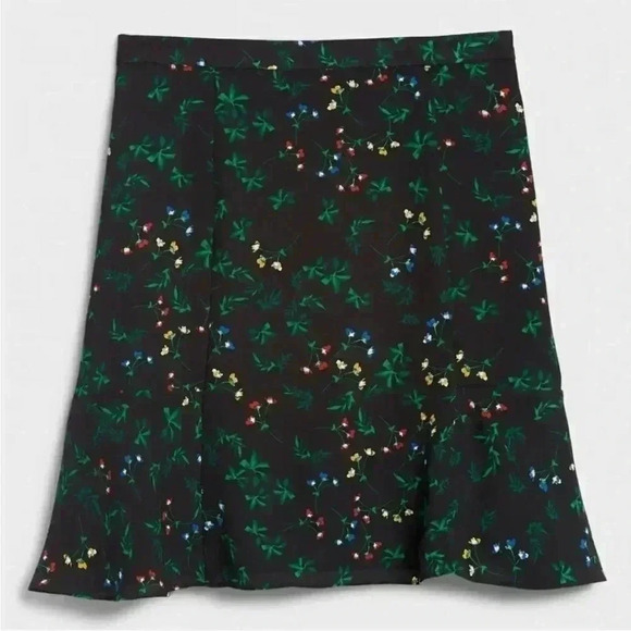 Banana Republic  black floral print fit and flare skirt sz 14 - Picture 7 of 7